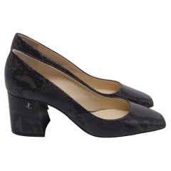 Jimmy Choo Dianne Pumps aus schwarzem Leder mit Schlangenprägung