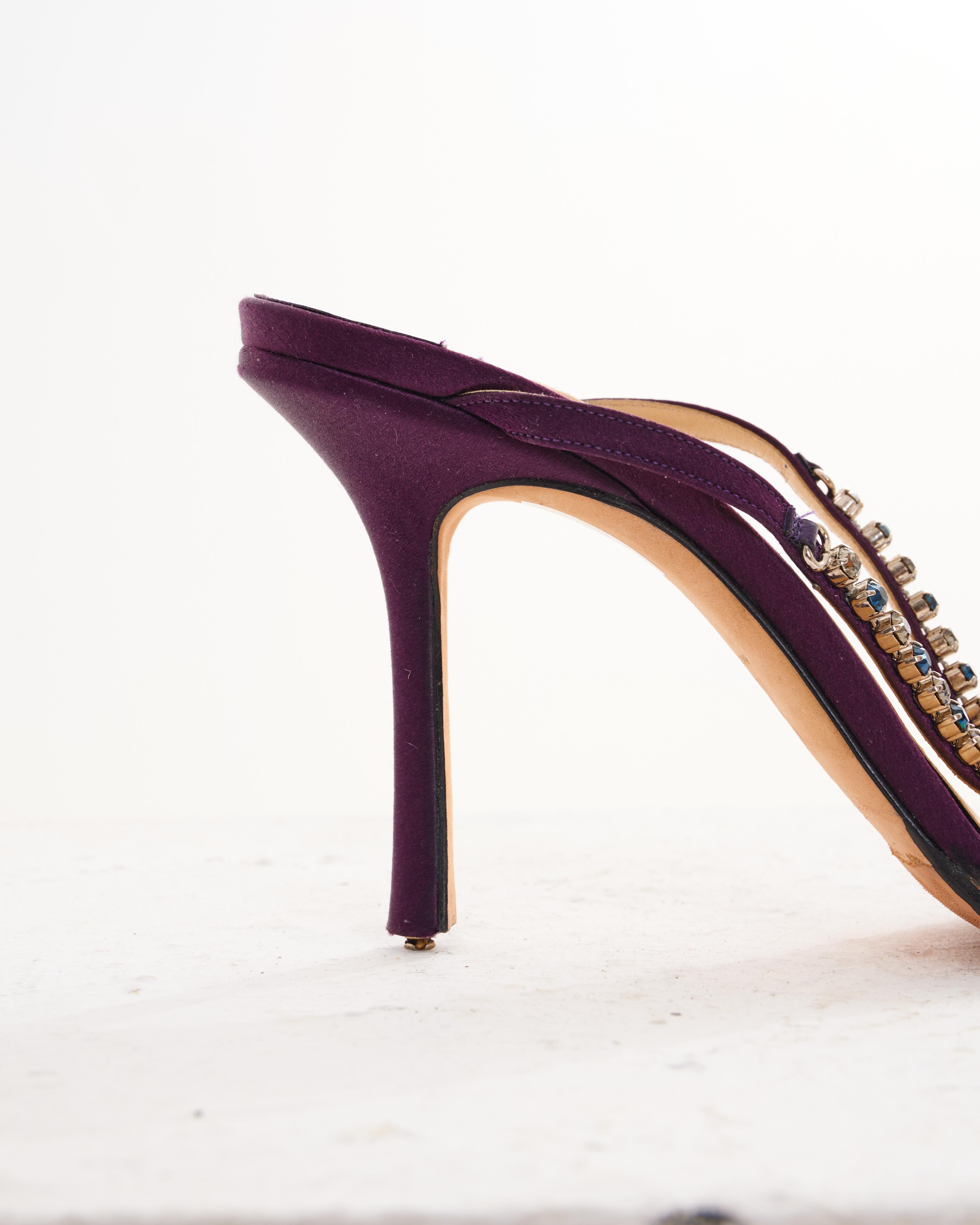 Jimmy Choo Early 2000s Purple Chrystal Satin Heels in vendita 1