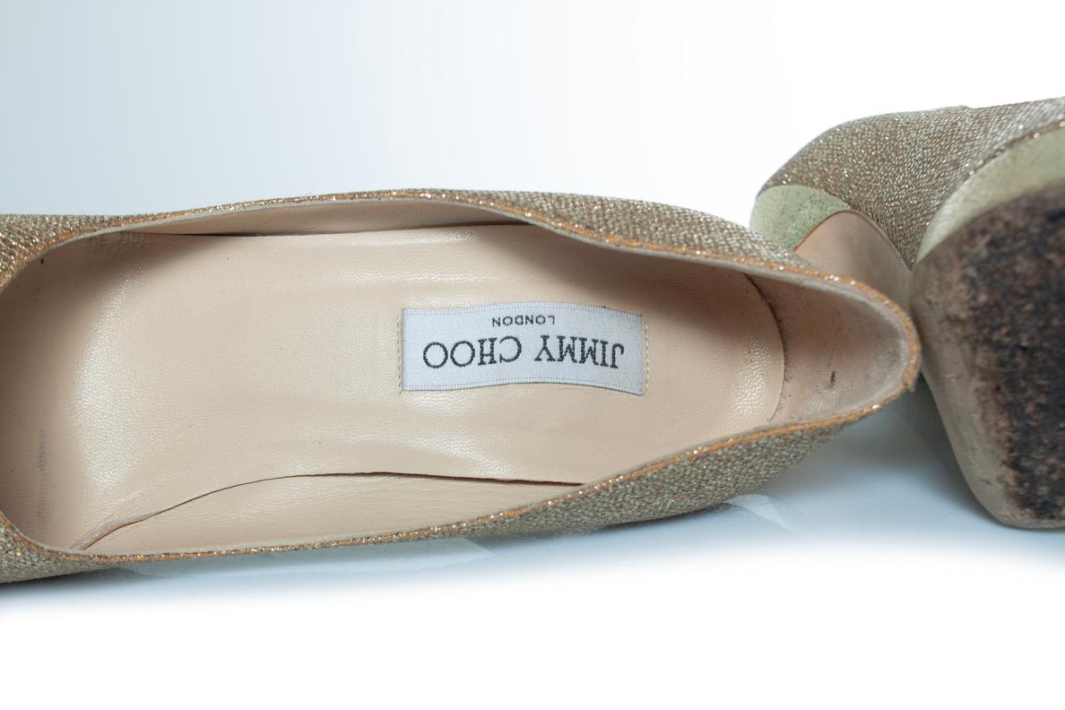 Jimmy Choo, Fabric glitter platform pumps in gold For Sale 3