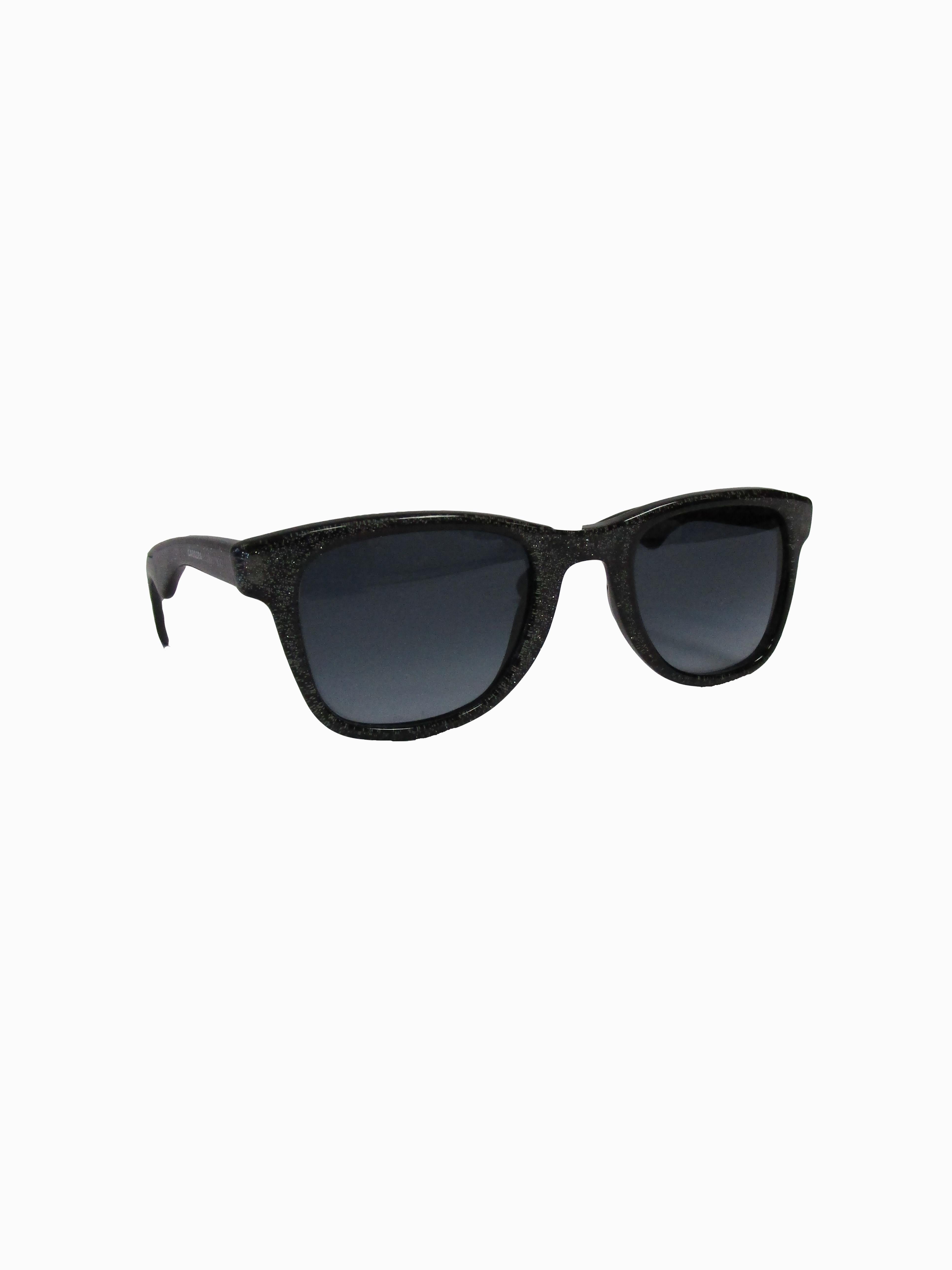 
Clean and chic black sunglasses from Jimmy Choo for Carrera!
They feature a contemporary style optyl frame with sparkles and dark grey lens.
These truly are your perfect everyday wear sunglasses.




