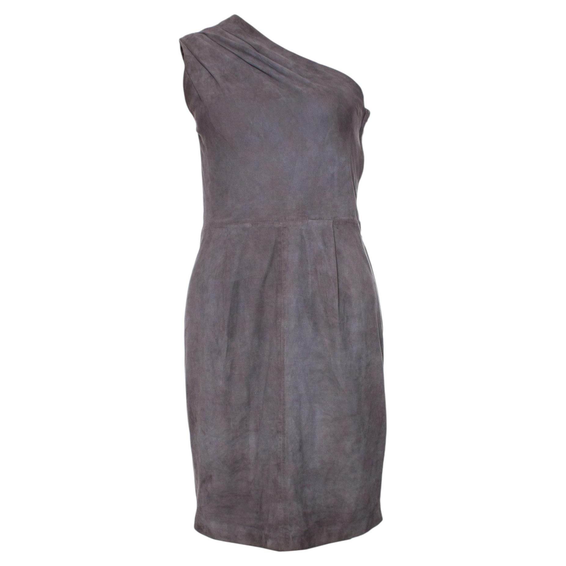 Jimmy Choo für H&M, Wildlederkleid mit einer Schulter im Angebot