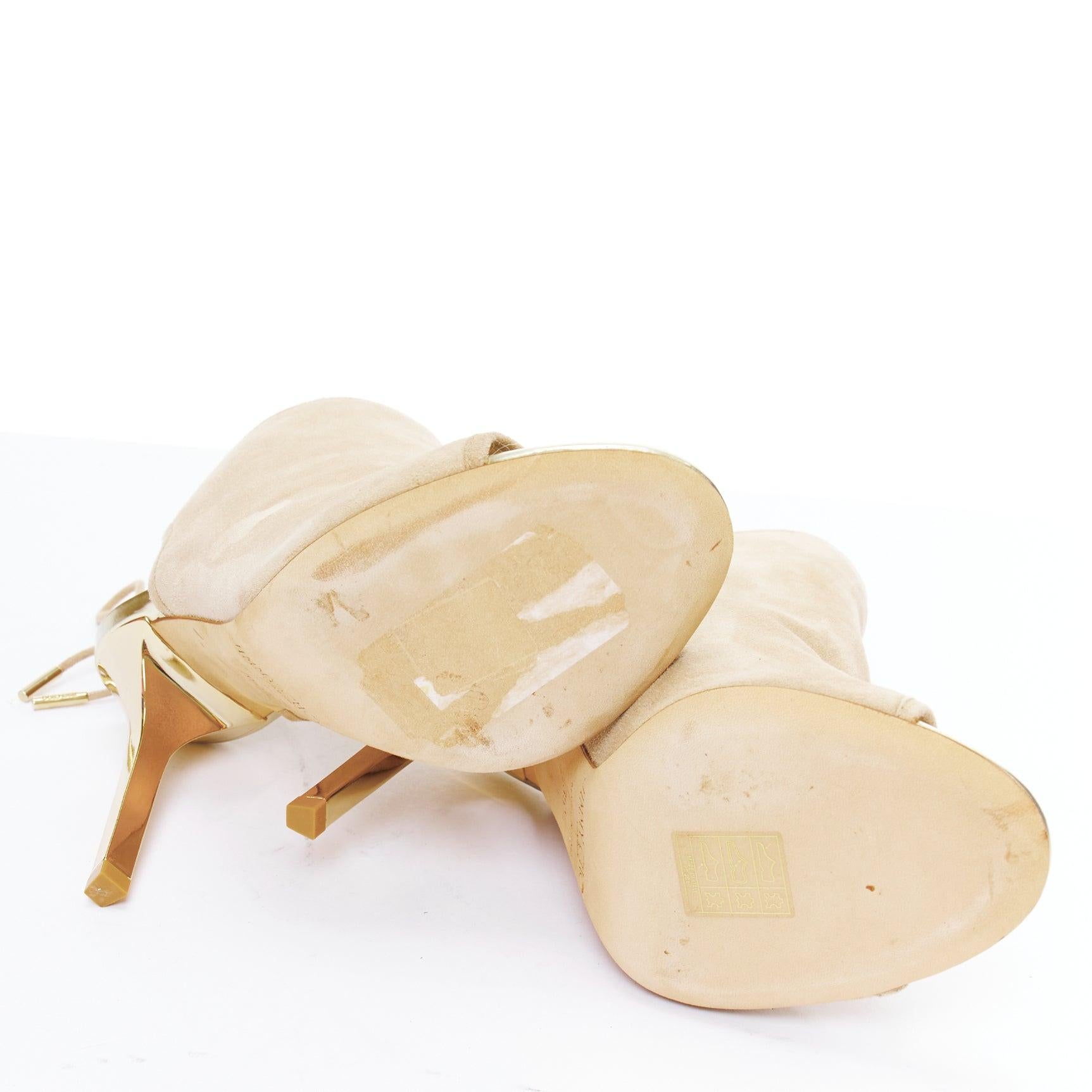 JIMMY CHOO Froze beige daim or talon peep toe booties EU35.5 en vente 6