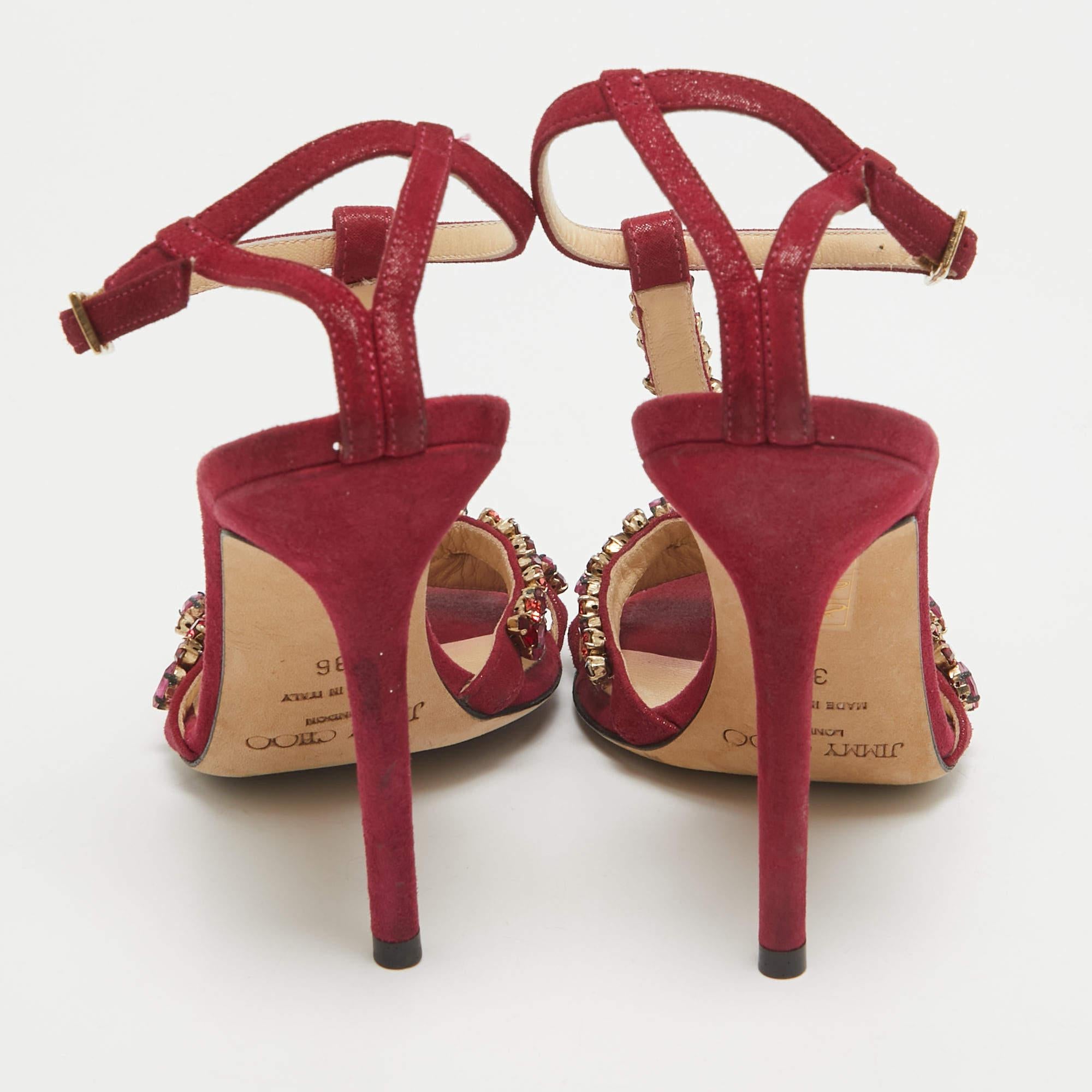 Jimmy Choo - Sandales en daim scintillant fuchsia ornées de cristaux, taille 36 Pour femmes en vente