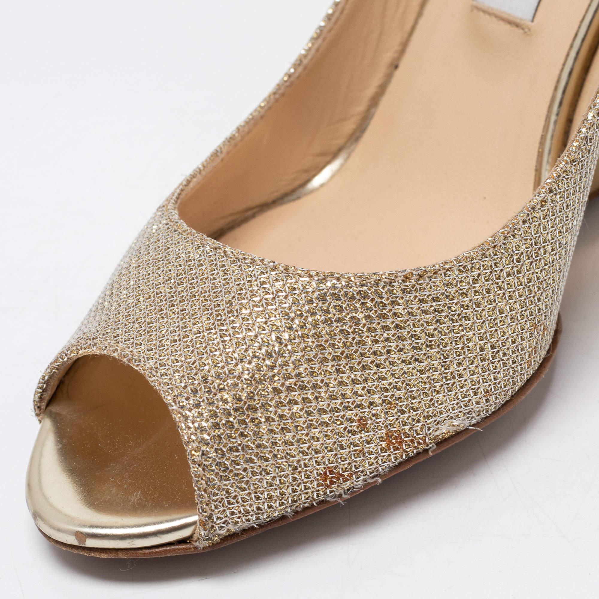 Jimmy Choo Gold Coarse Glitter Baxen Wedge Pumps Size 38 For Sale 3