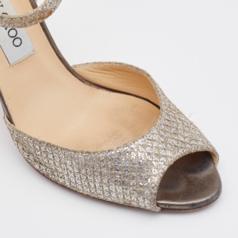 Jimmy Choo Gold Coarse Glitter Peep Toe Ankle Strap Sandals Size 38.5 en vente 1