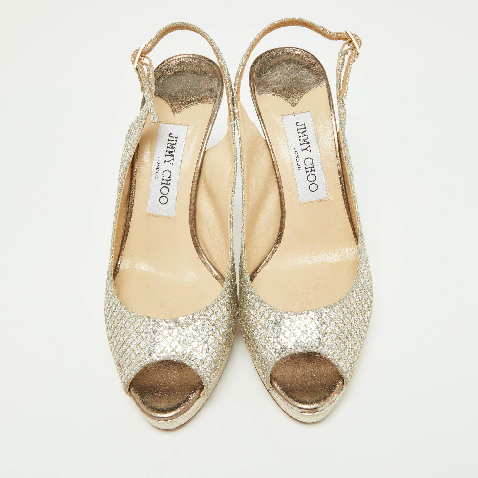 Or Jimmy Choo - Sandales Nova à bout ouvert avec paillettes dorées et tissu lurex, taille 37,5 en vente