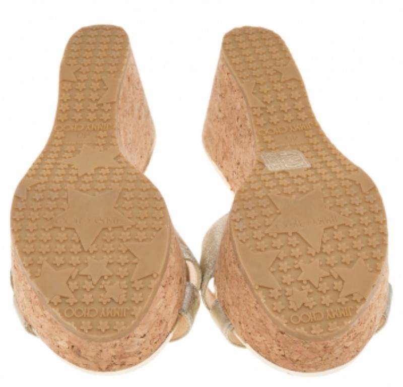 Jimmy Choo cuir doré Prima  Cork Wedge Platform Slide Sandals Size 40 (Sandales à semelles compensées en liège) en vente 2