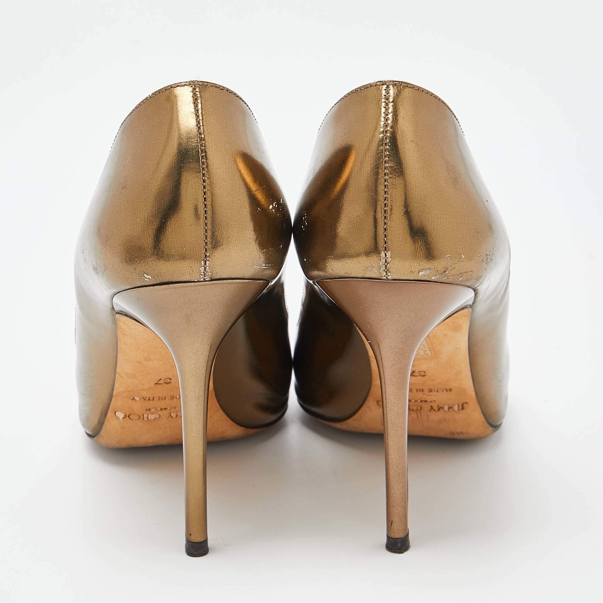 Women's Jimmy Choo Gold Patent Leather Gilbert Pumps Size 37 For Sale