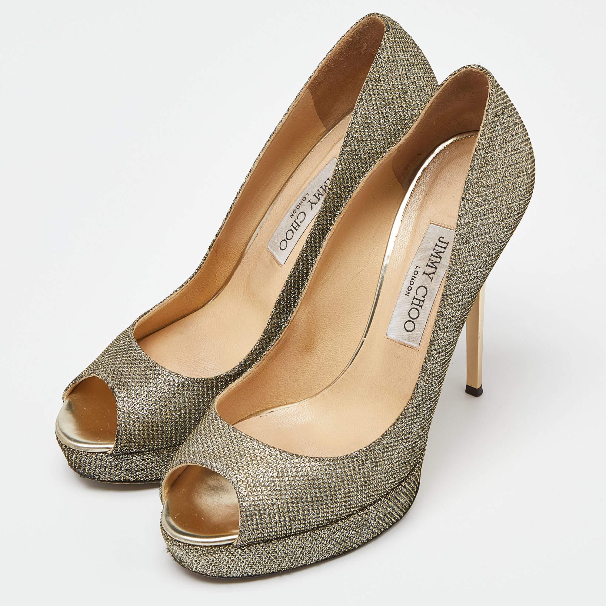 Make a chic style statement with these designer pumps. They showcase sturdy heels and durable soles perfect for your fashionable outings