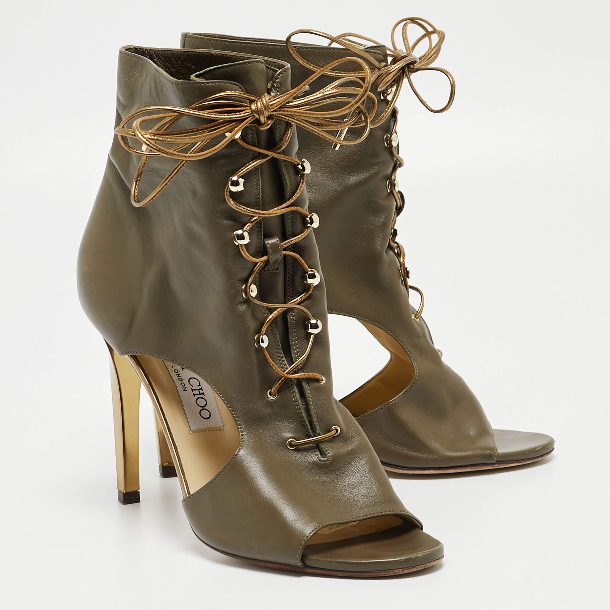Jimmy Choo Green Leather Lace Up Ankle Boots Size 38 In Good Condition For Sale In Dubai, Al Qouz 2