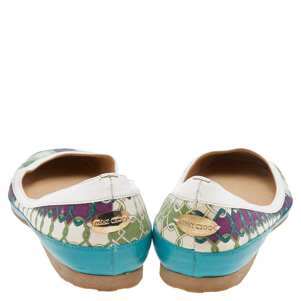 Jimmy Choo Green Printed Canvas And Leather Flats Size 39 In Good Condition For Sale In Dubai, Al Qouz 2