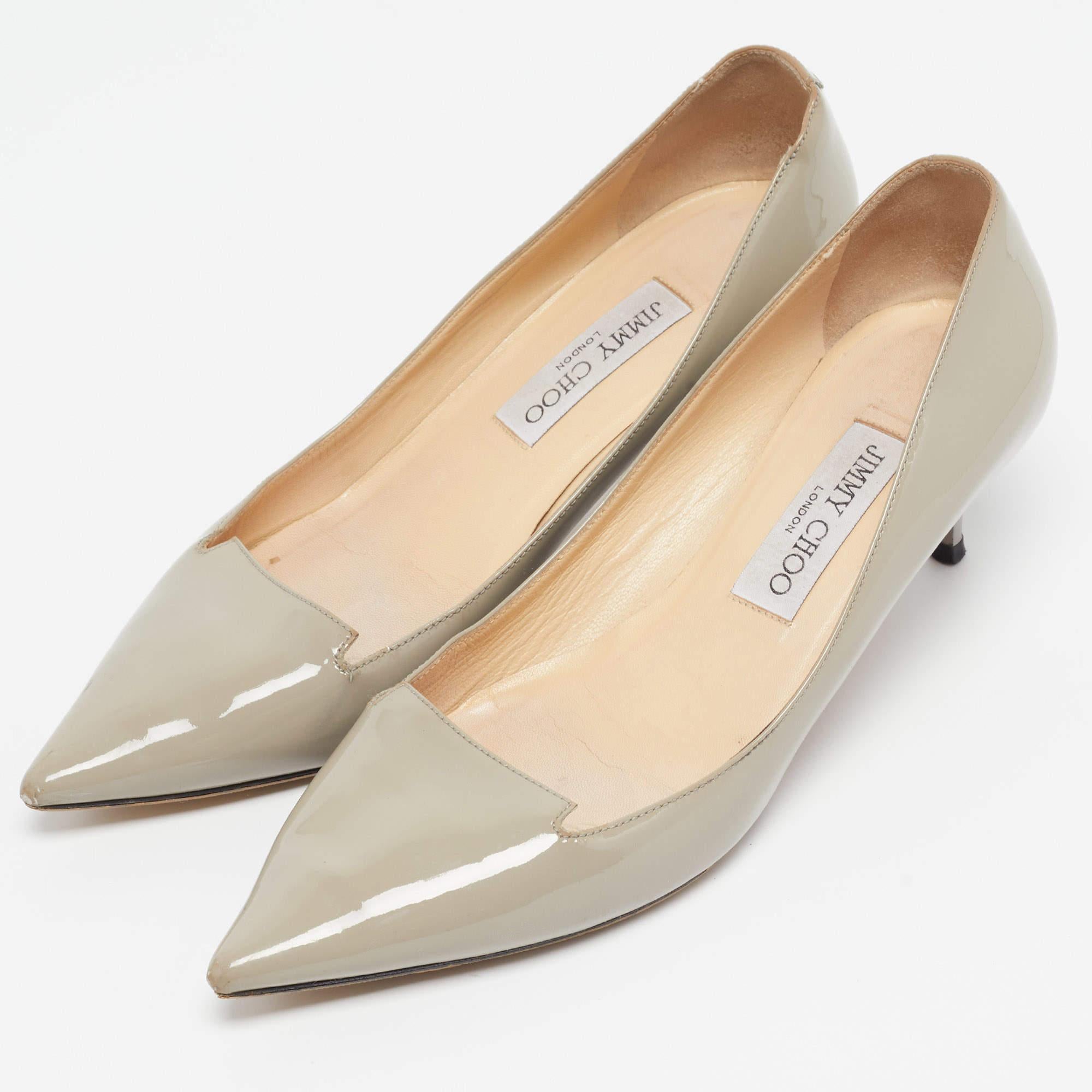 Make a chic style statement with these designer pumps. They showcase sturdy heels and durable soles, perfect for your fashionable outings!