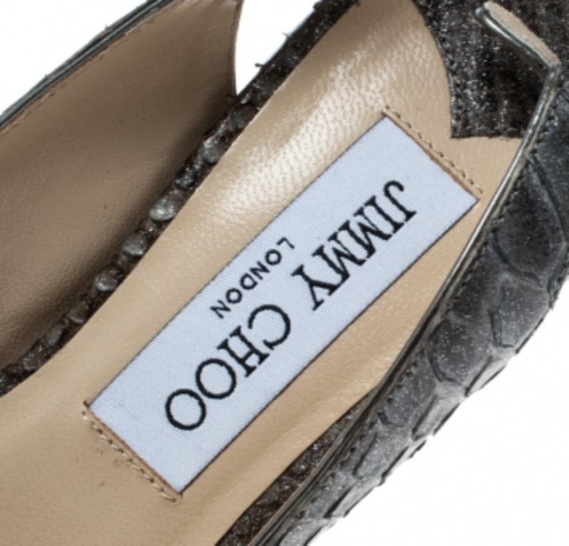 Gris Jimmy Choo - Sandales à plateforme à bout ouvert en python gris, taille 38,5 en vente