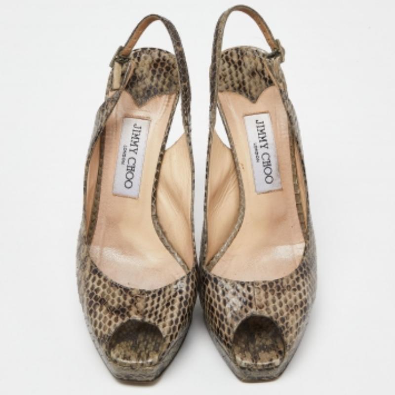 Jimmy Choo Grau Schlangenhaut Leder Peep Toe Pumps Größe 38.5 im Zustand „Relativ gut“ im Angebot in Dubai, Al Qouz 2