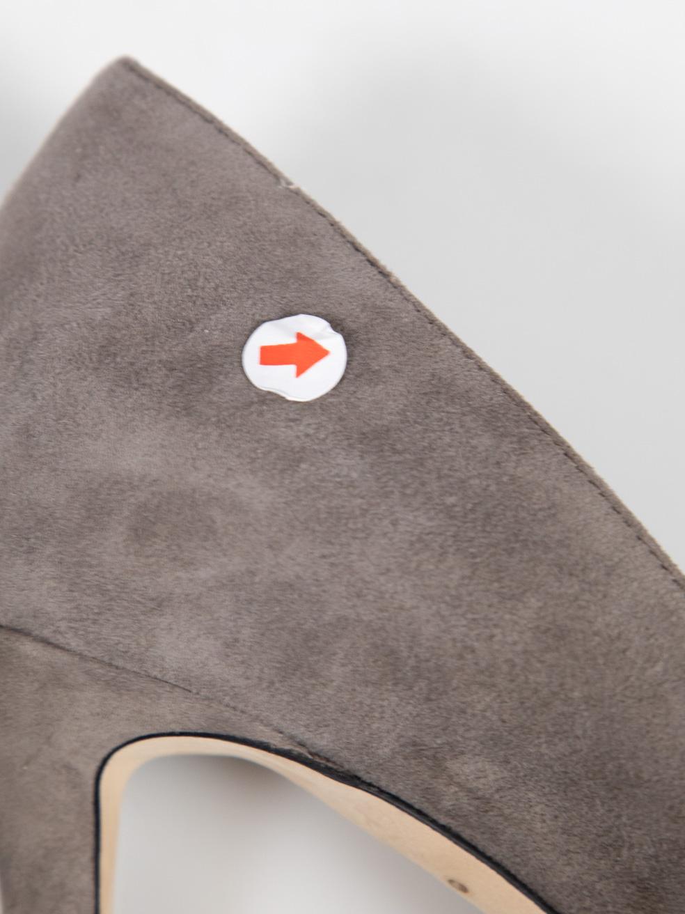 Jimmy Choo - Escarpins en daim gris à bout arrondi - Taille IT 35 en vente 3