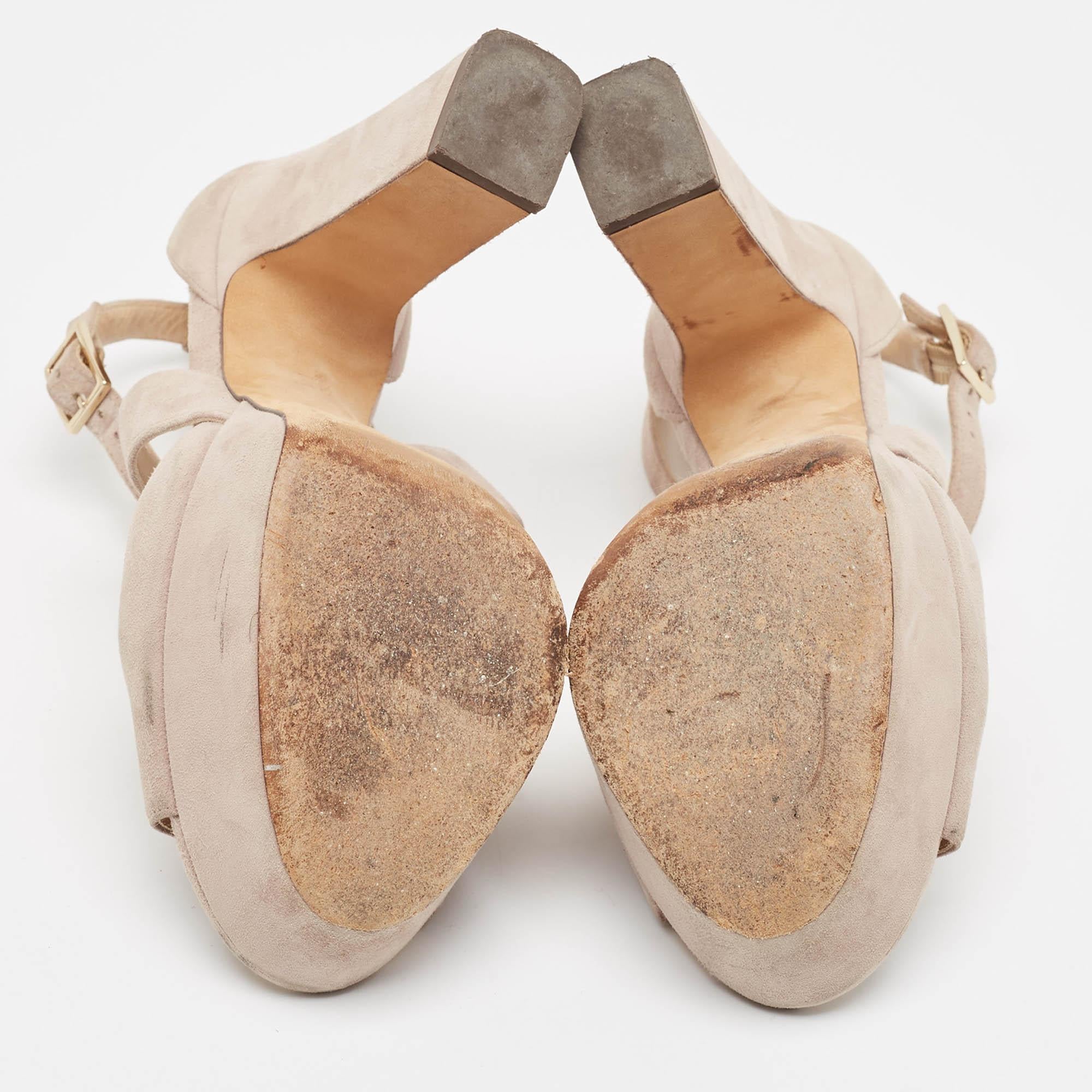 Jimmy Choo - Sandales à plateforme April en daim gris, taille 36 en vente 1