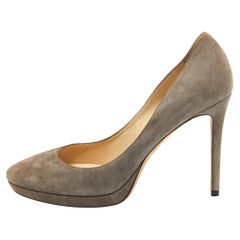 Jimmy Choo Graue Cosmic Pointed Toe Pumps aus Wildleder Größe 39