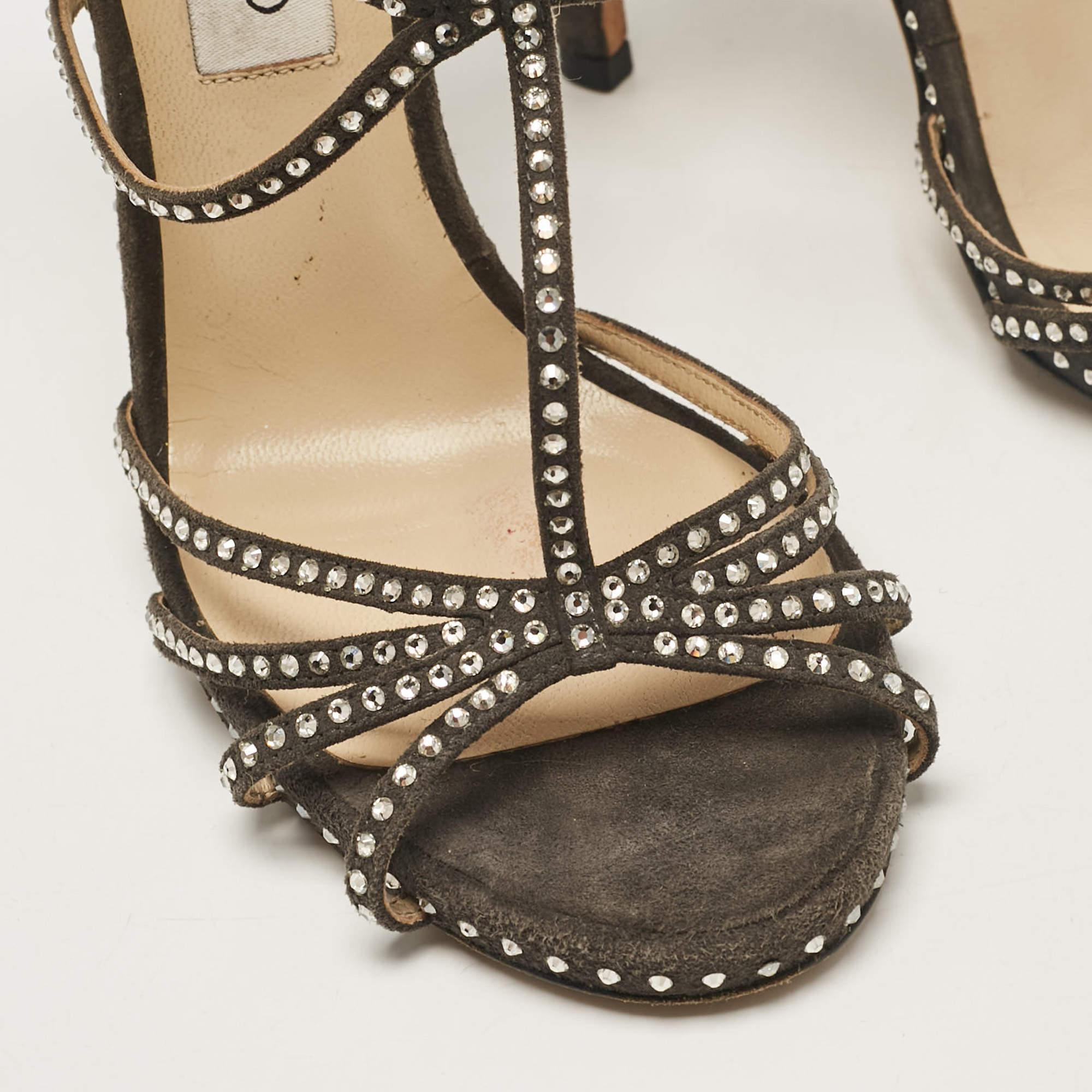 Jimmy Choo - Sandales à lanières en daim gris ornées de cristaux, taille 38,5 en vente 2