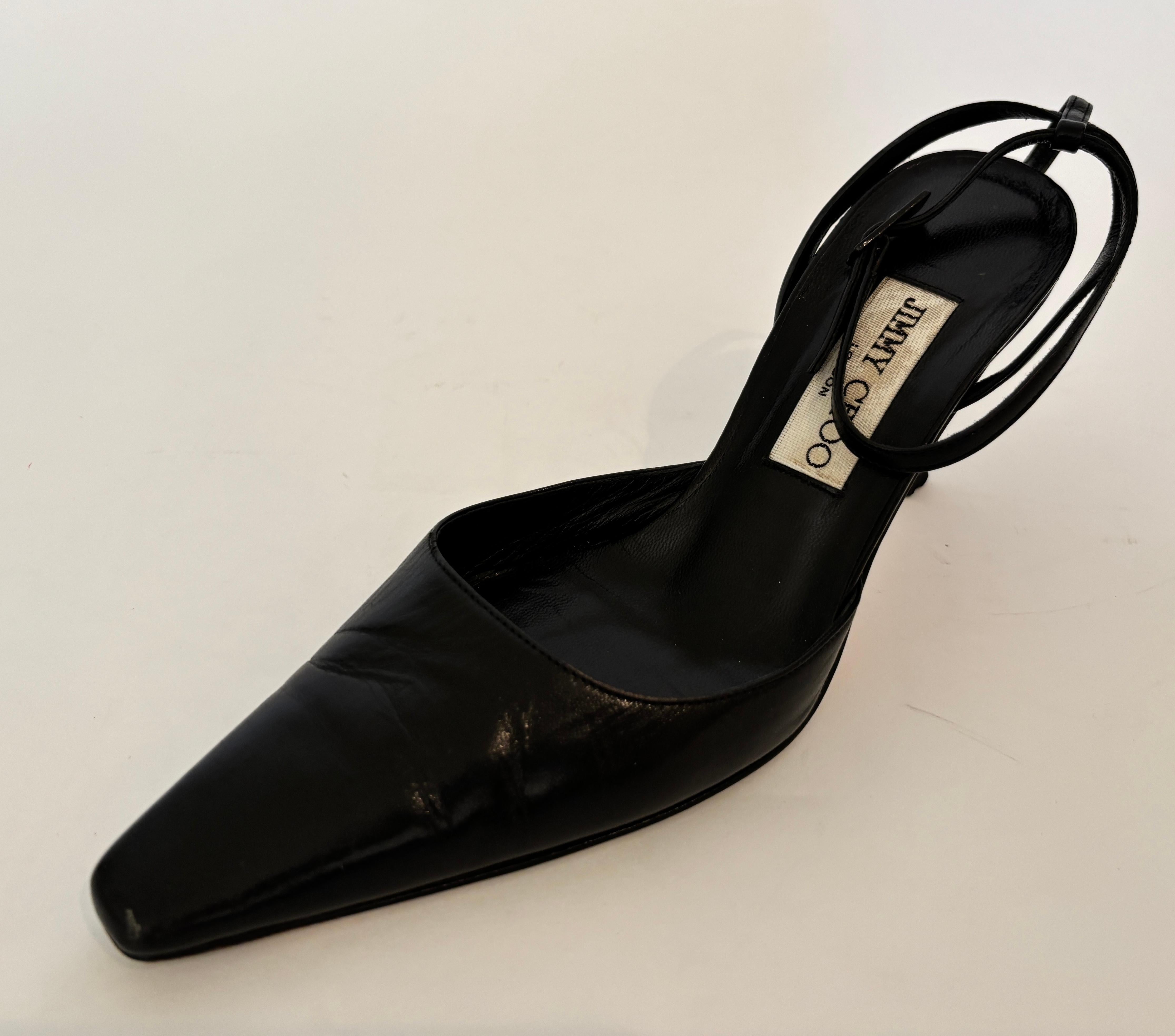 JIMMY CHOO London Tacchi con cinturino alla caviglia in pelle nera Pompe 36 in vendita 9