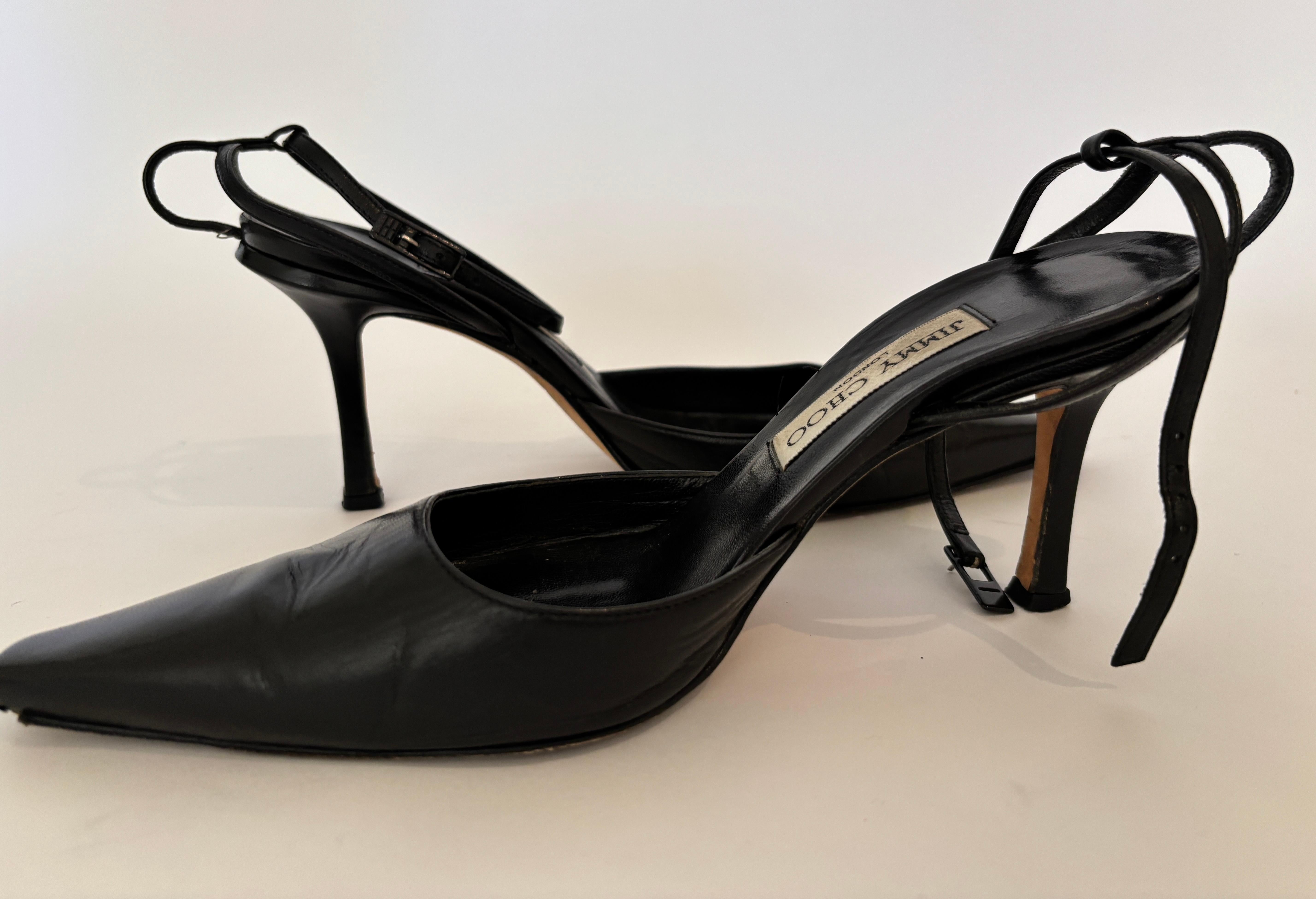 JIMMY CHOO London Tacchi con cinturino alla caviglia in pelle nera Pompe 36 in vendita 13