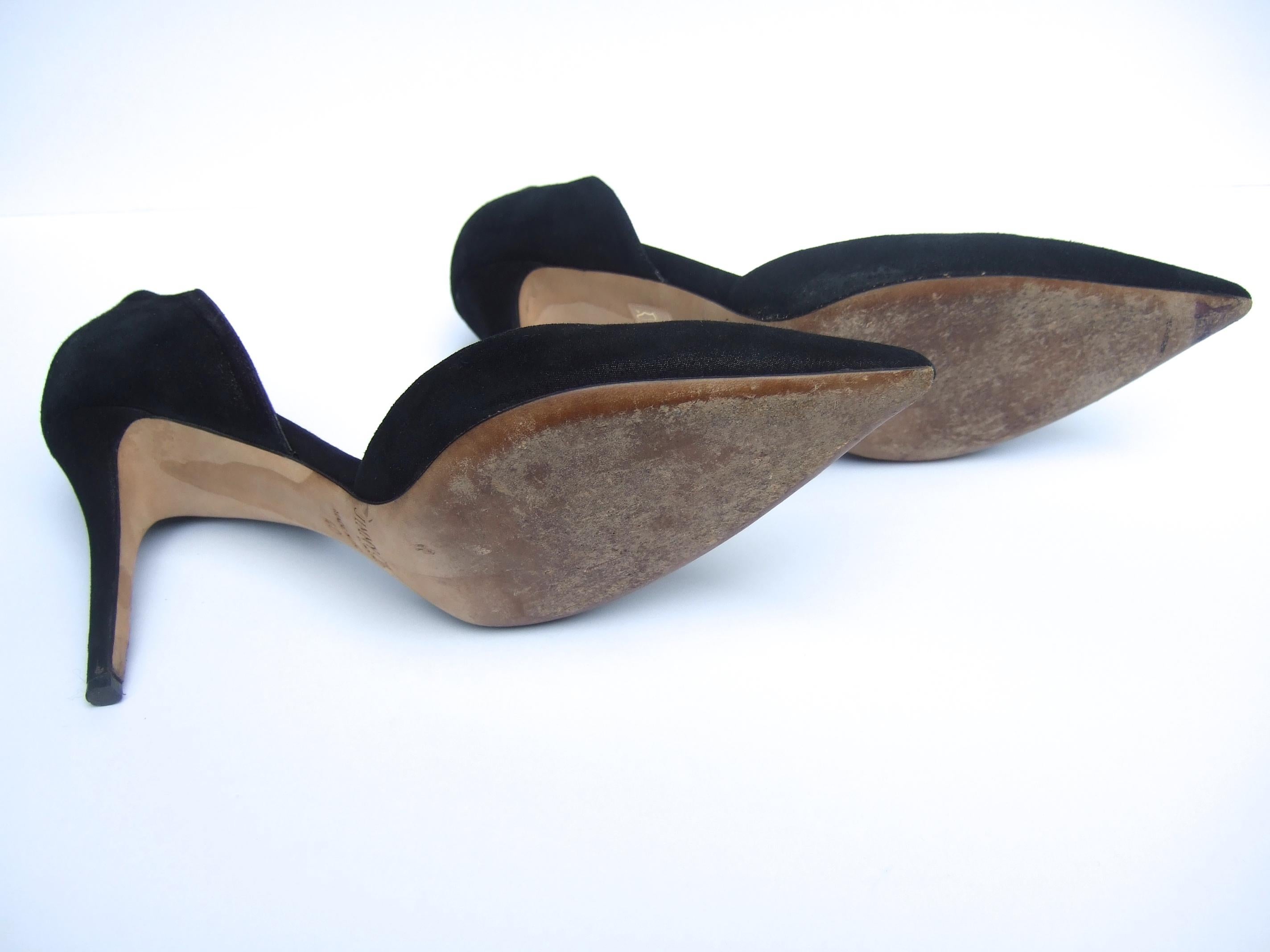 Jimmy Choo London - Escarpins en cuir brossé noir à talons aiguille, taille 40, années 1990 en vente 3