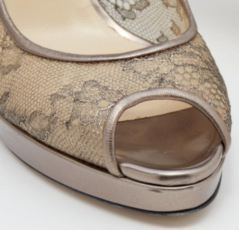 Jimmy Choo Metallic Brown Lace Dahlia Peep Toe Pumps Size 37 Pour femmes en vente