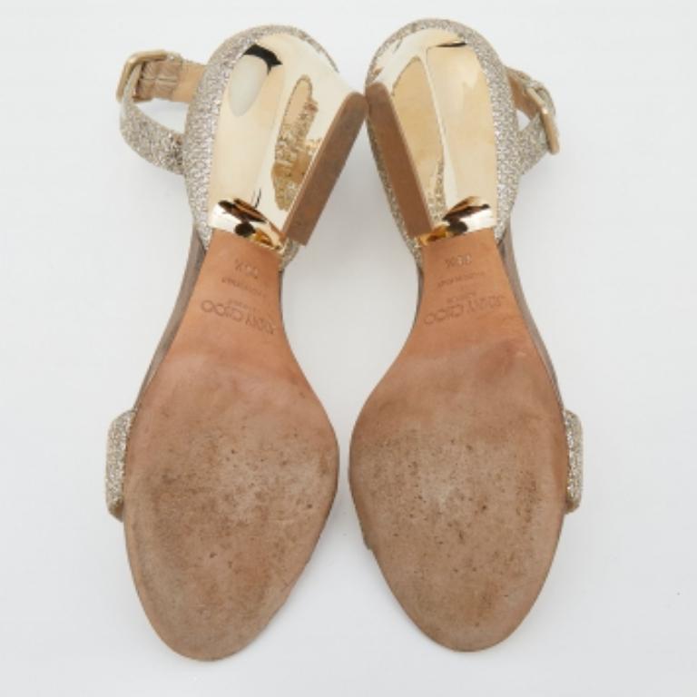 Jimmy Choo Sandalias con tira al tobillo de purpurina dorada metalizada talla 39.5 en venta 3