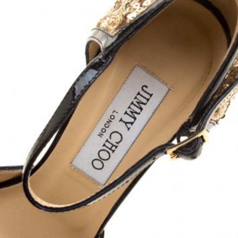 Jimmy Choo Sandales à lanières Tessa en cuir et paillettes dorées métalliques, taille 36,5 Bon état - En vente à Dubai, Al Qouz 2