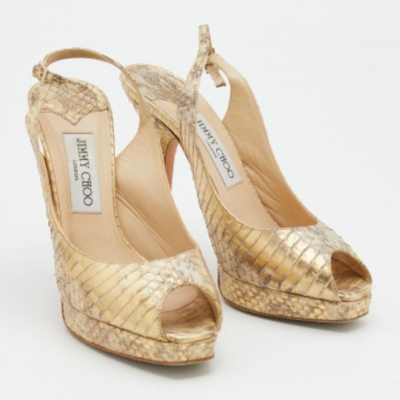De las mujeres Jimmy Choo Oro metalizado Watersnake Plataforma Slingback Peep Toe Bombas Tamaño 37.5 en venta