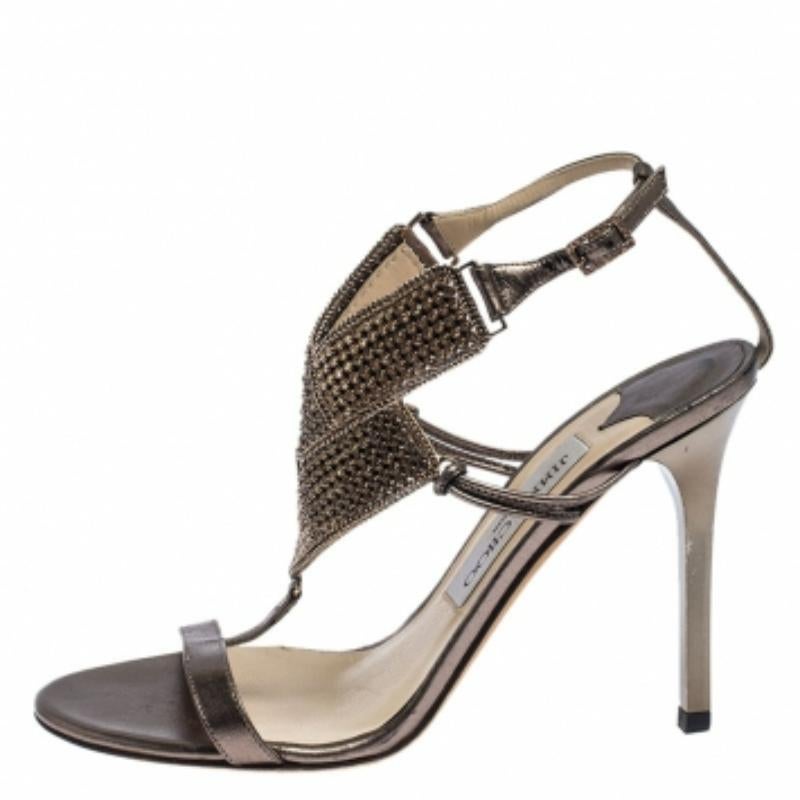 Jimmy Choo - Sandales à lanières de cheville en cuir métallisé et ornées de cristaux - Taille 36,5 en vente