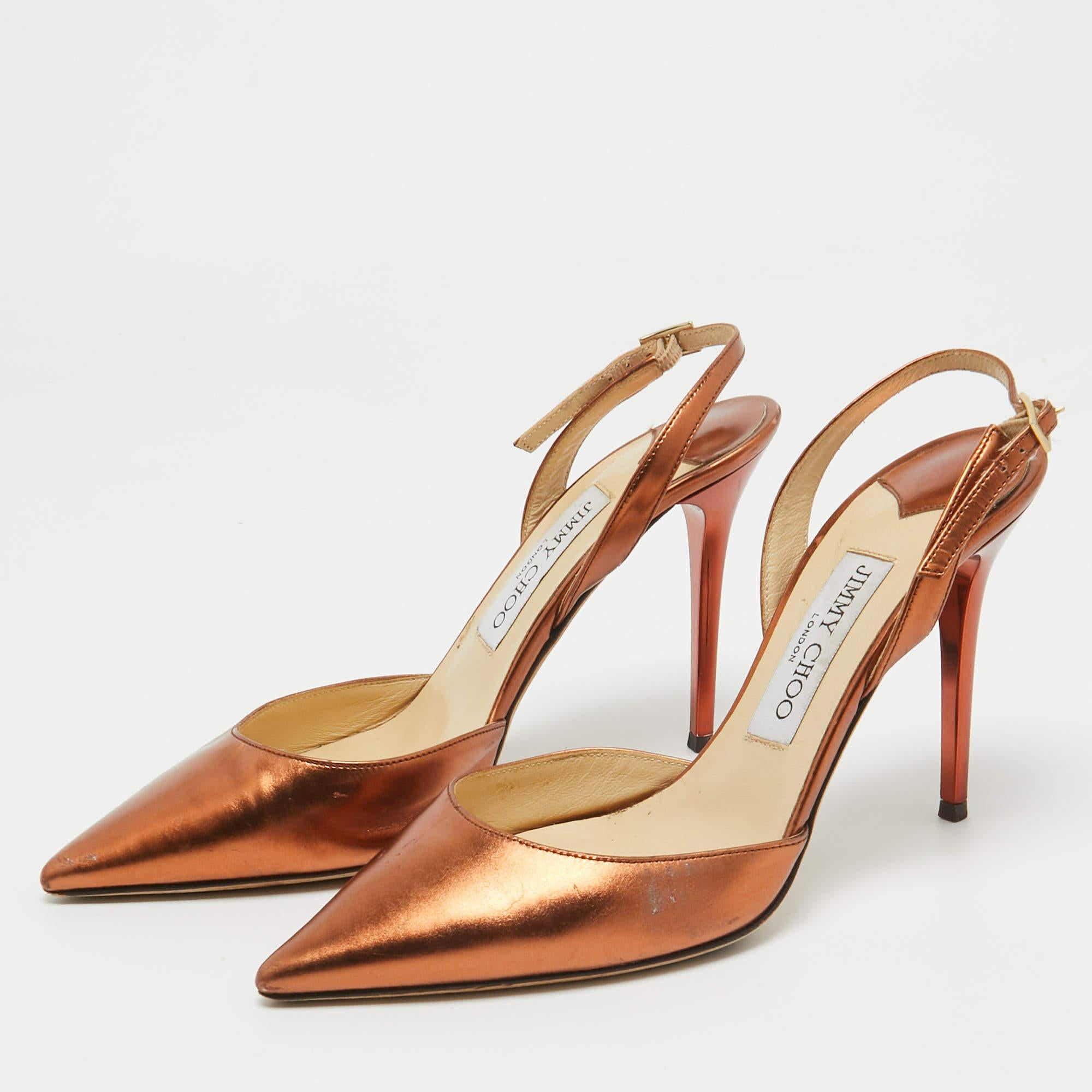 Make a chic style statement with these designer pumps. They showcase sturdy heels and durable soles perfect for your fashionable outings
