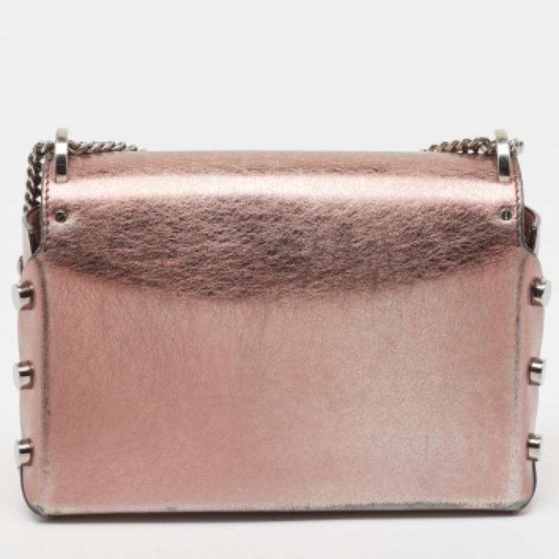 Bolso de hombro Lockett City de piel rosa metalizada de Jimmy Choo en venta 1