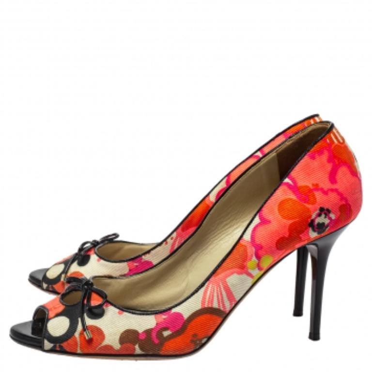 Jimmy Choo Multicolor Floral Print Canvas Bow Peep Toe Pumps Size 40 For Sale 1