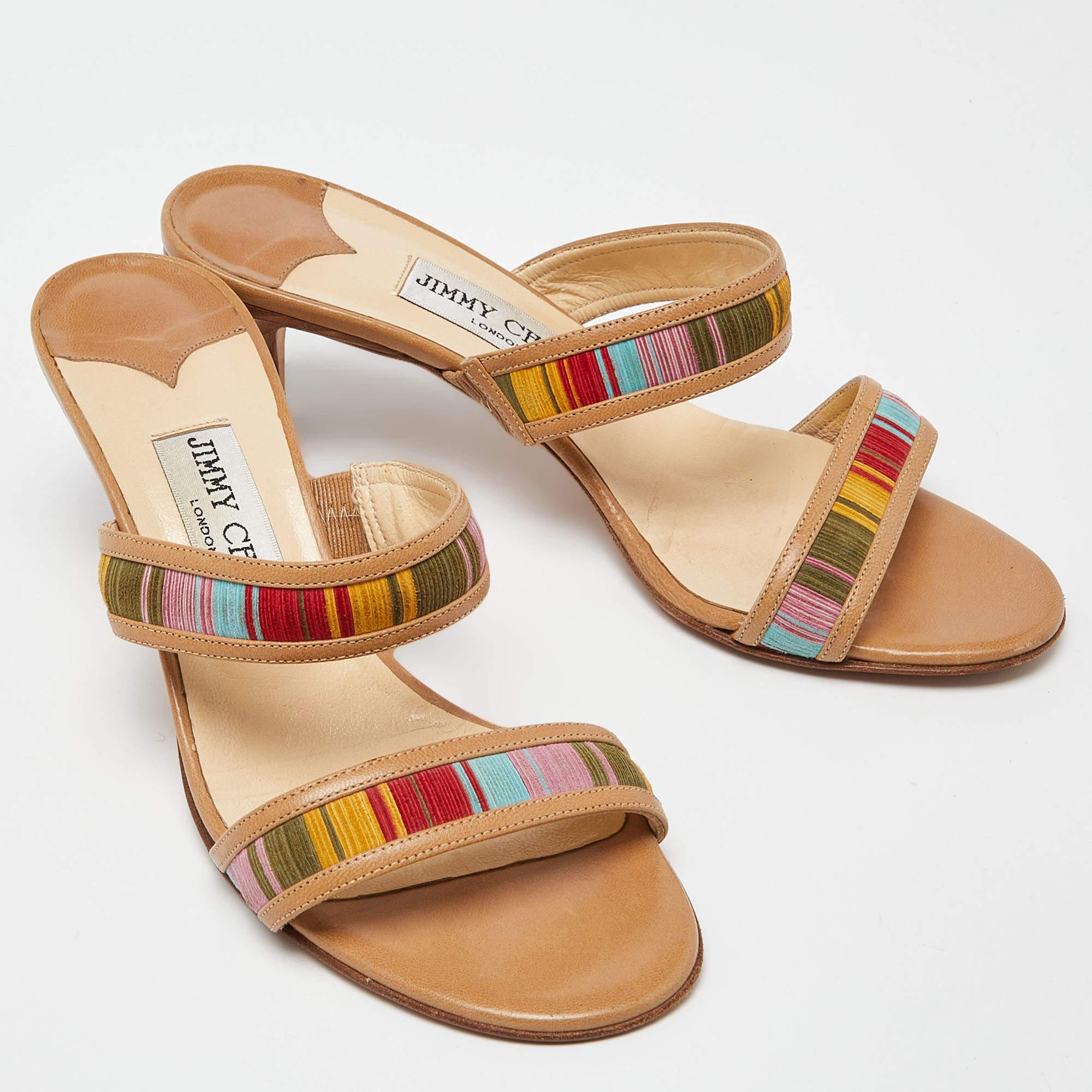 Jimmy Choo Sandales Slide en cuir et daim multicolores Taille 37 Bon état - En vente à Dubai, Al Qouz 2
