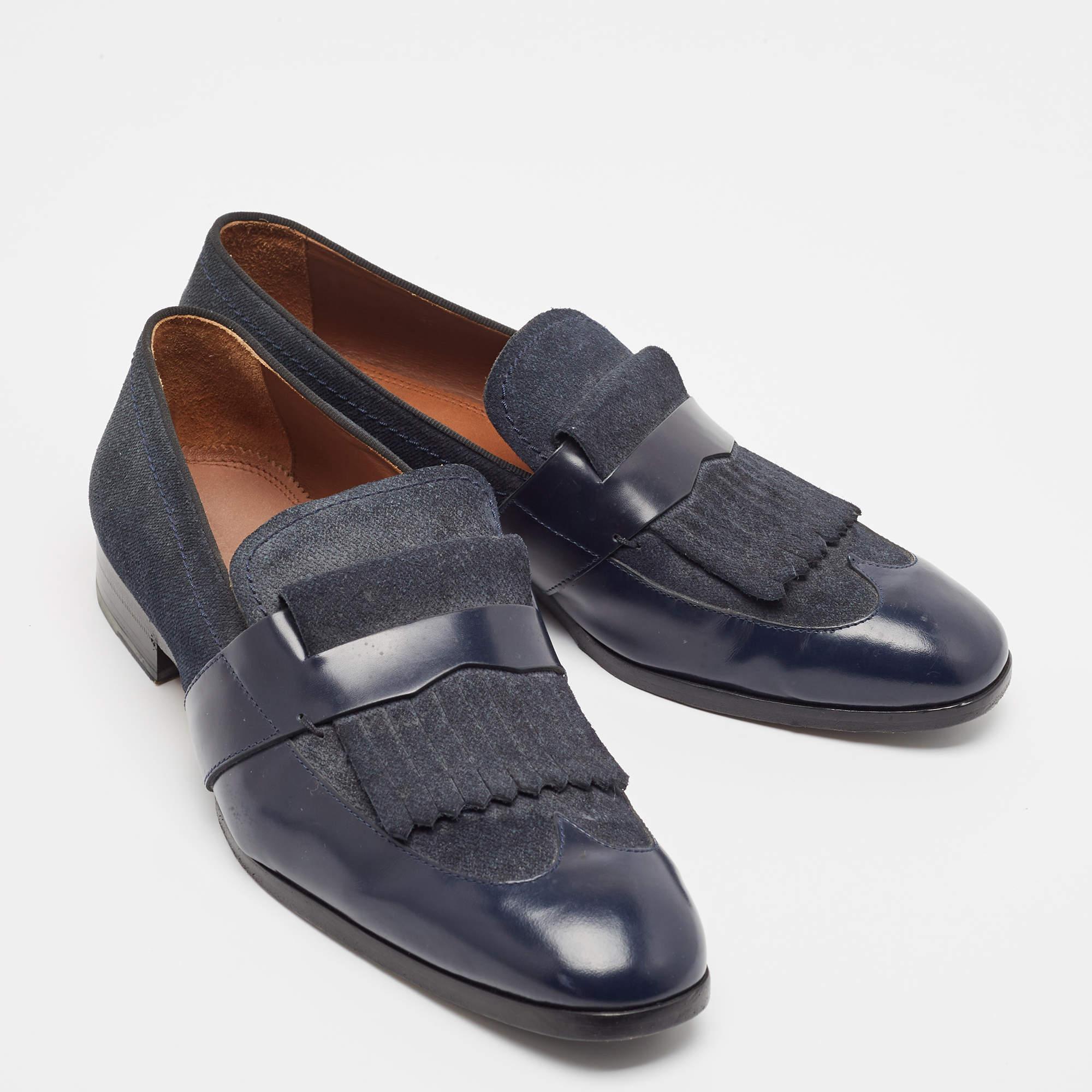 Jimmy Choo Navy Blue Leather and Denim Loafers Size 45 In Good Condition For Sale In Dubai, Al Qouz 2