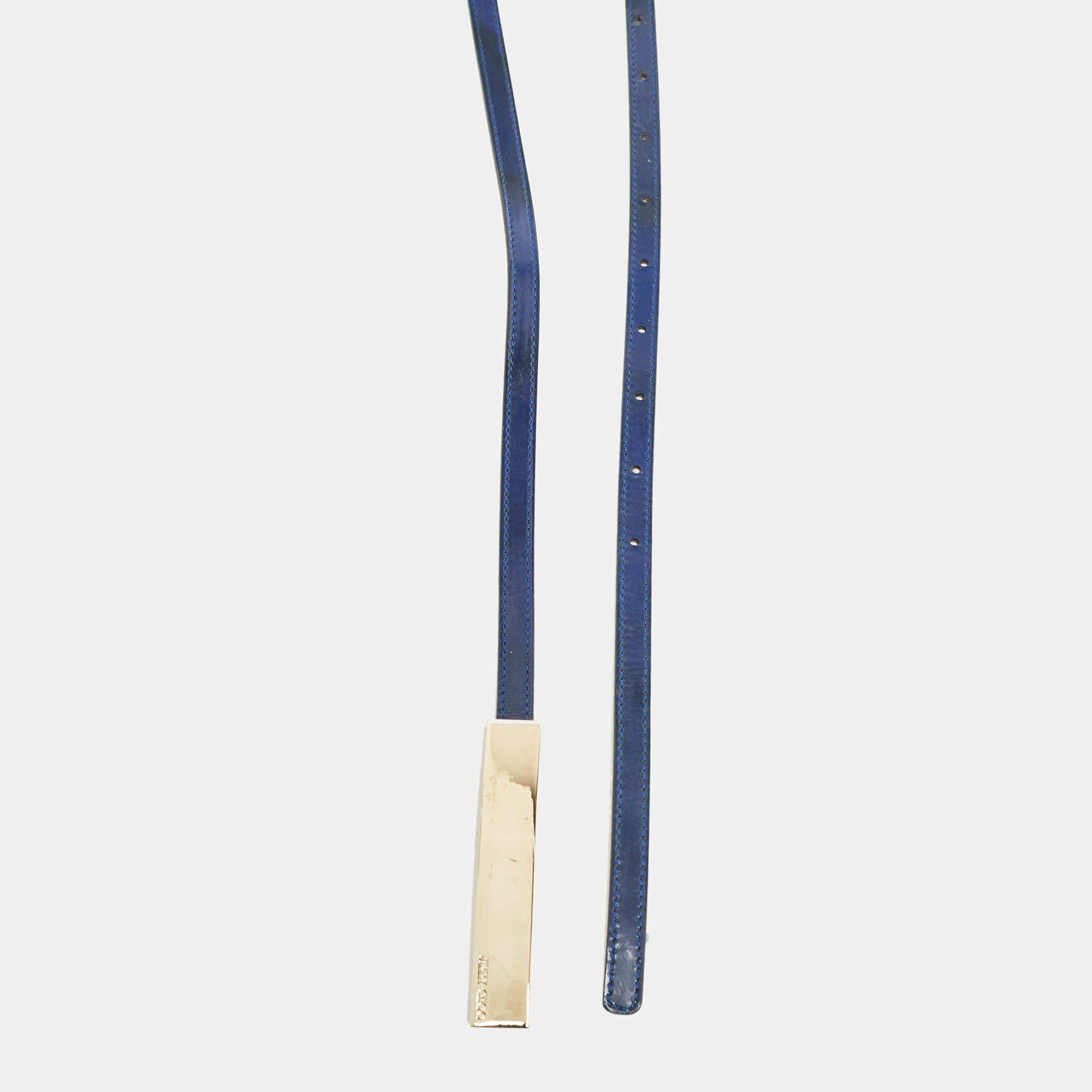 Add a sleek finish to your OOTD with this Jimmy Choo patent leather belt. It is carefully crafted to last well and boost your style for a long time.