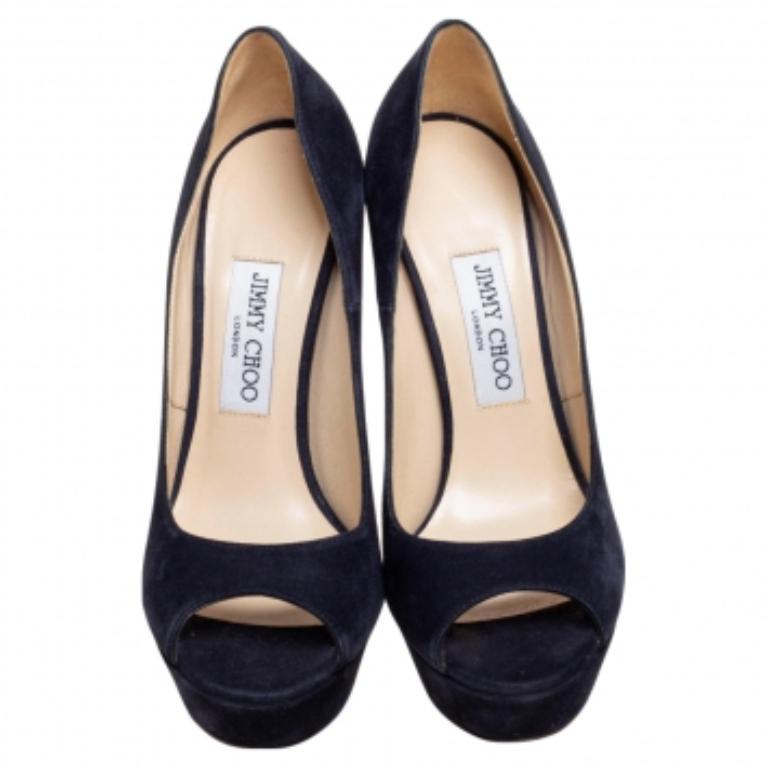 Jimmy Choo Navy Blue Suede Dahlia Platform Pumps Size 39 In Good Condition For Sale In Dubai, Al Qouz 2