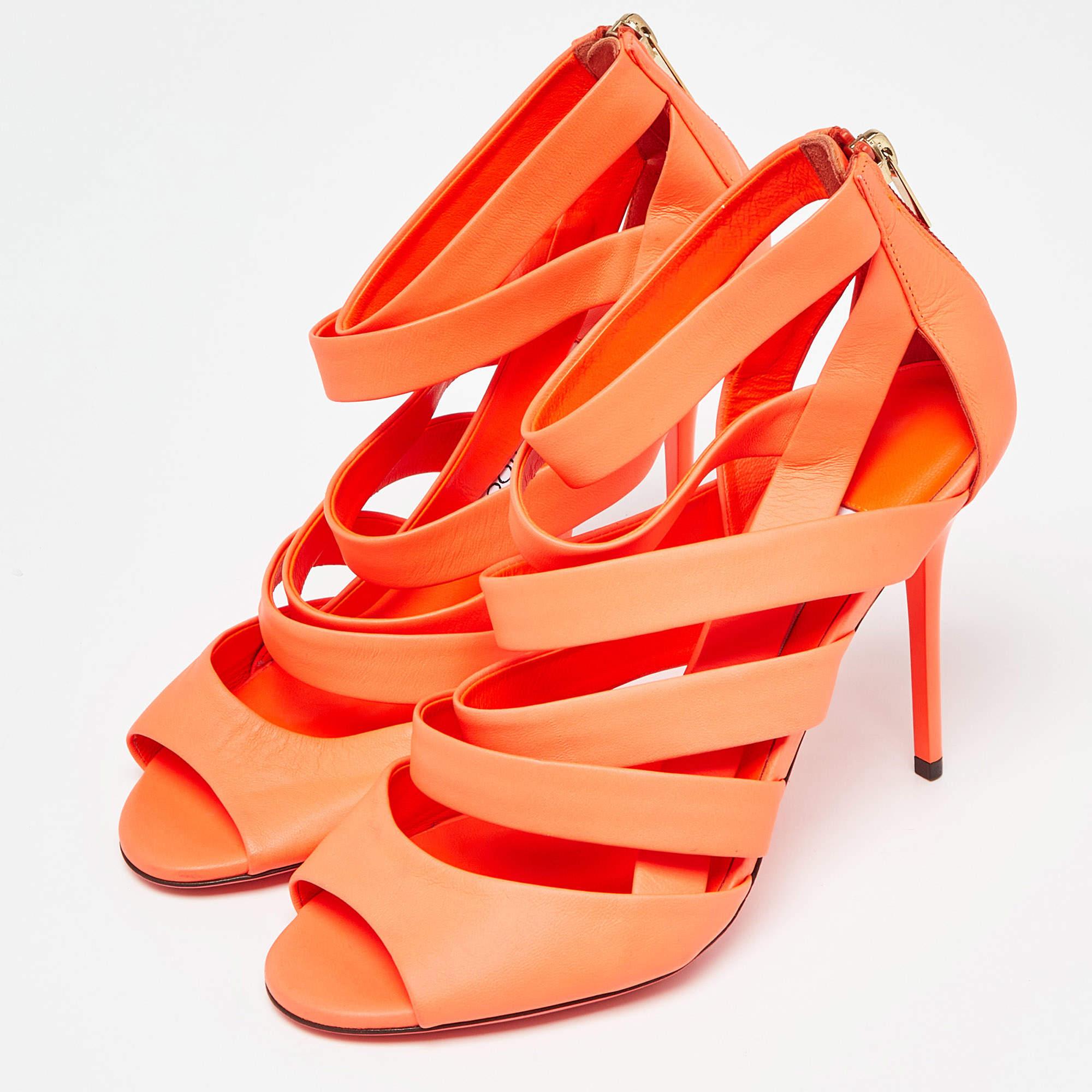 Jimmy Choo Neon Orange Dame Sandals Size 39 In Excellent Condition For Sale In Dubai, Al Qouz 2
