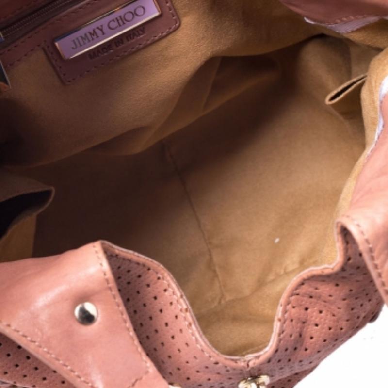 Jimmy Choo Nude Pink Perforated Leather Bardia Buckle Shoulder Bag en vente 2