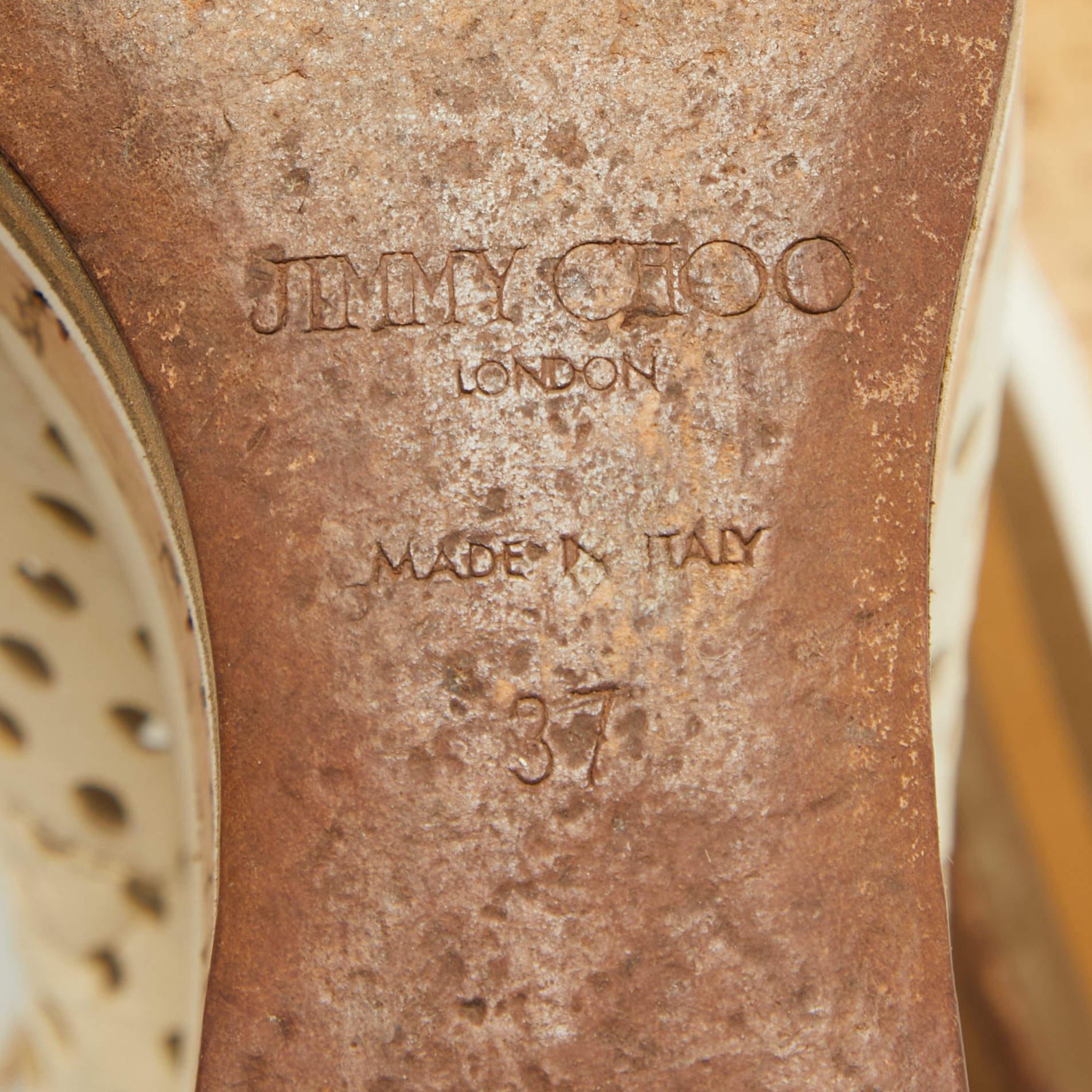 Jimmy Choo Bottines compensées en cuir perforé blanc cassé à lacets, taille 37 en vente 5