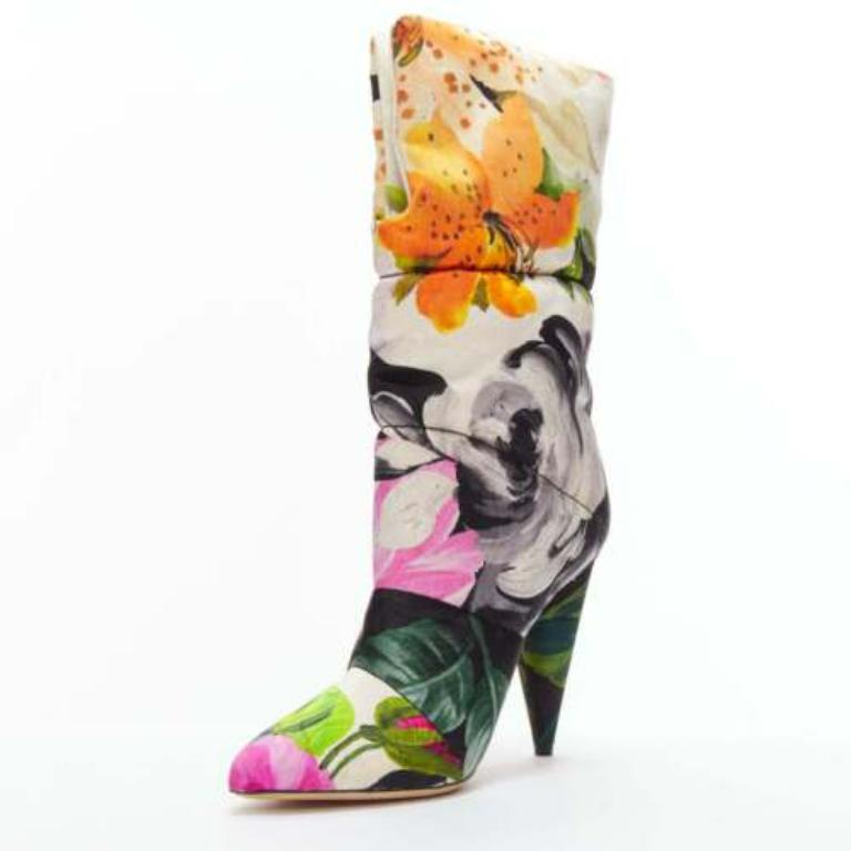 JIMMY CHOO Off-White Sara 100 floral brocade padded boots EU38.5 In Excellent Condition For Sale In Hong Kong, NT