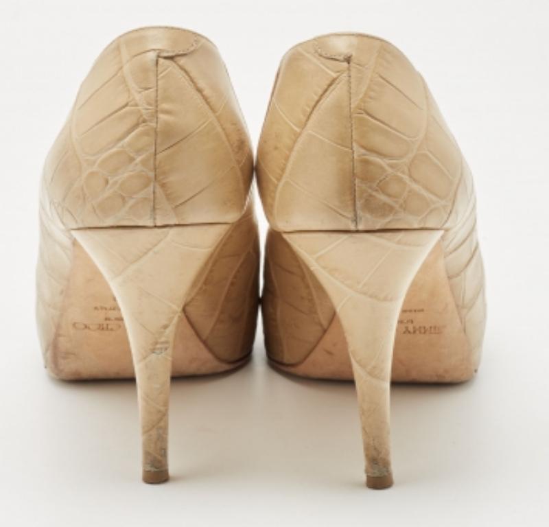 Jimmy Choo Olivgrün Krokodilgeprägte Leder Peep Toe Pumps Größe 39 im Angebot 3