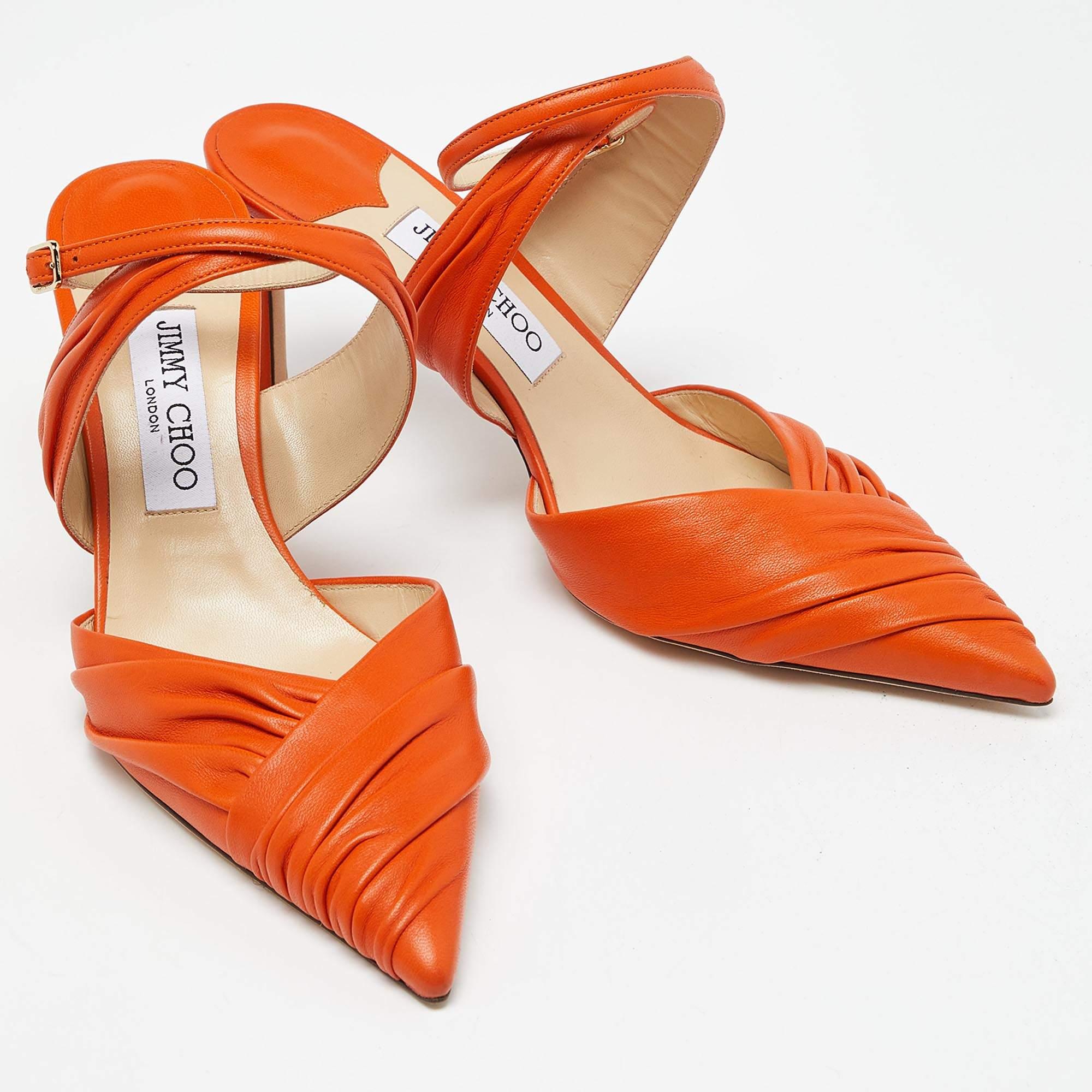 Jimmy Choo Orange Leather Pointed Toe Ankle Strap Pumps Size 39 In Good Condition For Sale In Dubai, Al Qouz 2