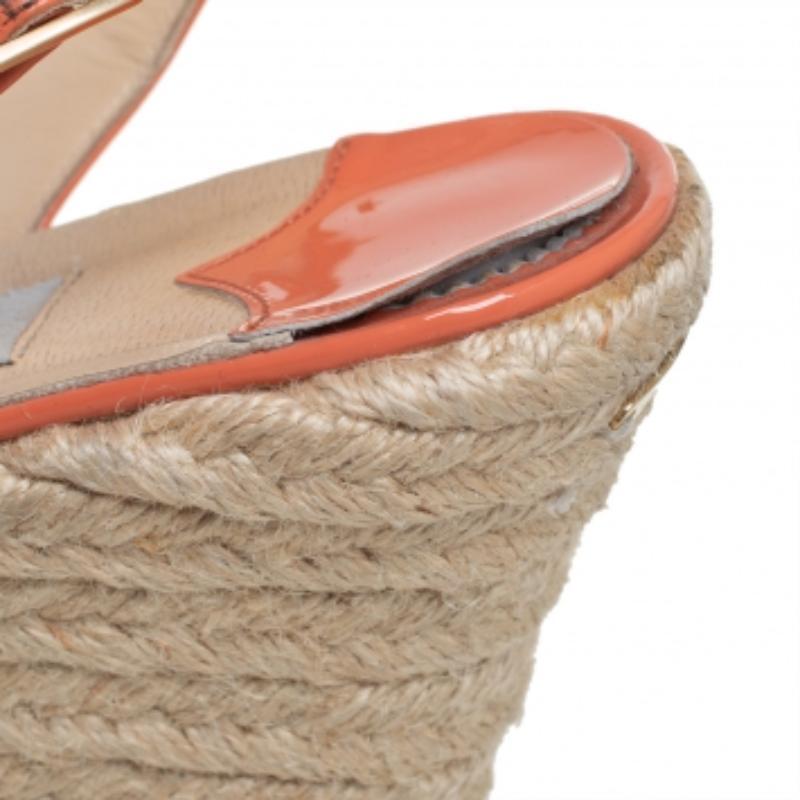 Women's Jimmy Choo Orange Patent Leather Espadrille Wedge Slingback Sandals Size 38.5 For Sale