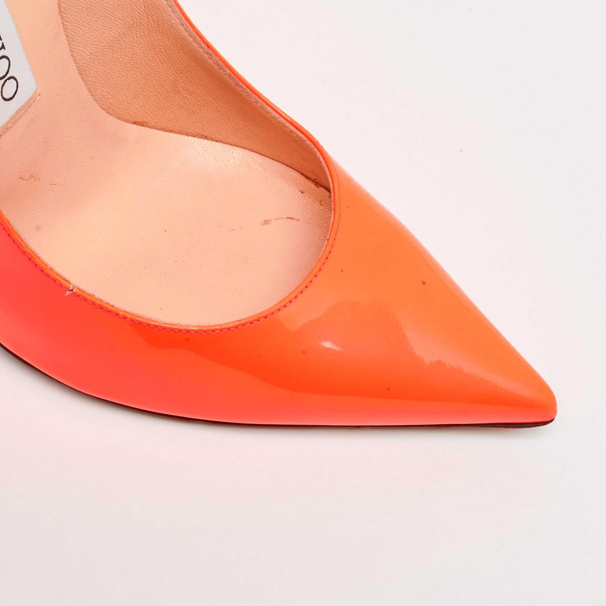 Jimmy Choo escarpins à bout pointu en cuir verni orange, taille 37 en vente 2