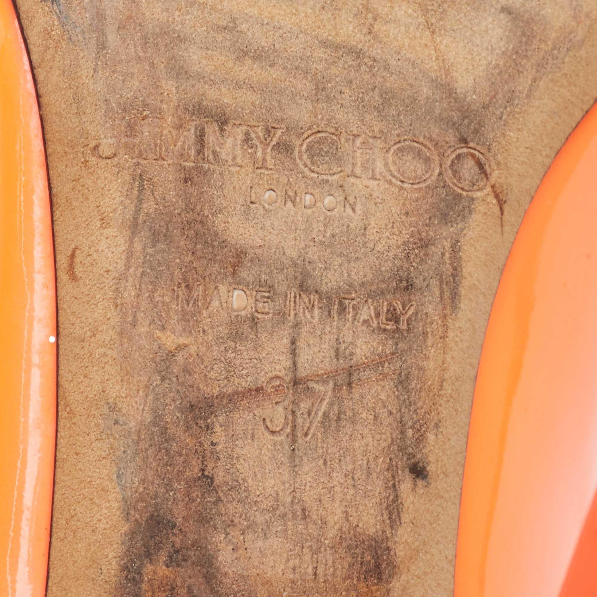 Jimmy Choo escarpins à bout pointu en cuir verni orange, taille 37 en vente 3