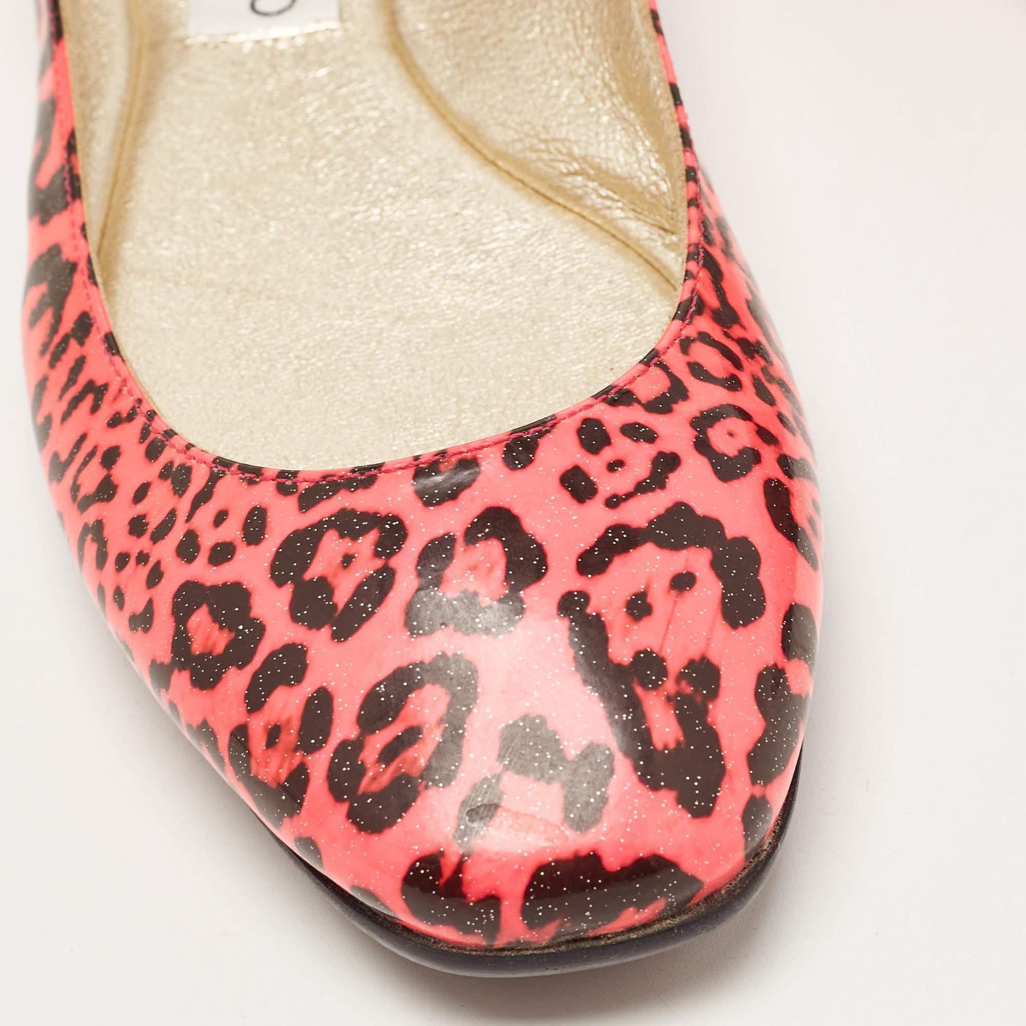 Jimmy Choo Pink/Black Leopard Print Patent Leather Ballet Flats Size 37 For Sale 2