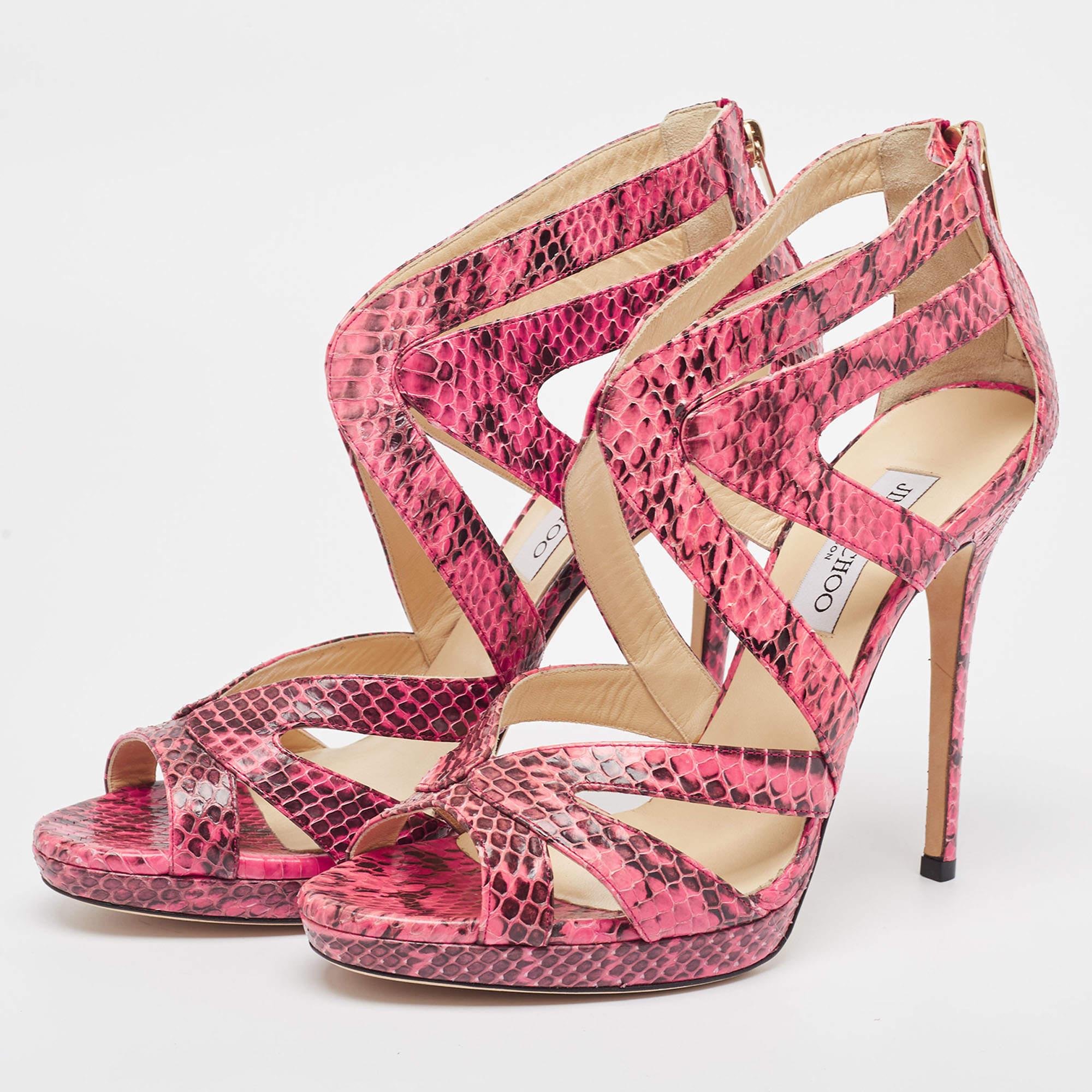 Exhibit an elegant style with this pair of pumps. These elegant shoes are crafted from quality materials. They are set on durable soles and sleek heels.
