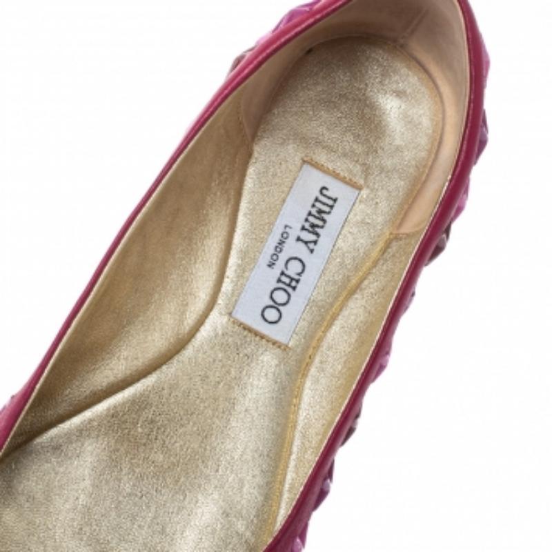 Jimmy Choo Pink Leather Western Star Studded Ballet Flats Size 38 In Good Condition For Sale In Dubai, Al Qouz 2