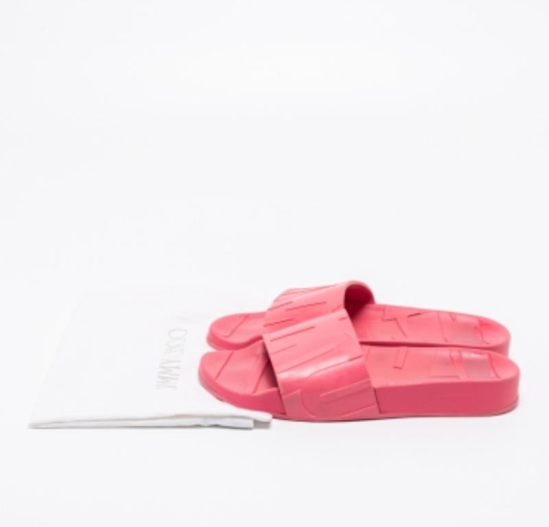 Jimmy Choo Pink Rubber Flat Slides Size 38 For Sale 5
